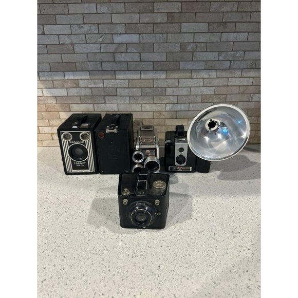 Antique Kodak Brownie Hawkeye‎ Flash Model Camera bundle - Picture 1 of 11